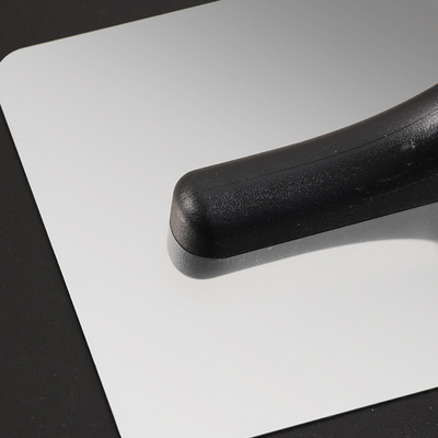 Pistola de borracha de aço inoxidável para acabamento de betão e pintura de parede