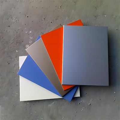 Pintura de esmalte metálico à base de água acrílica anticorrosiva para chapas de aço de telhado metálico
